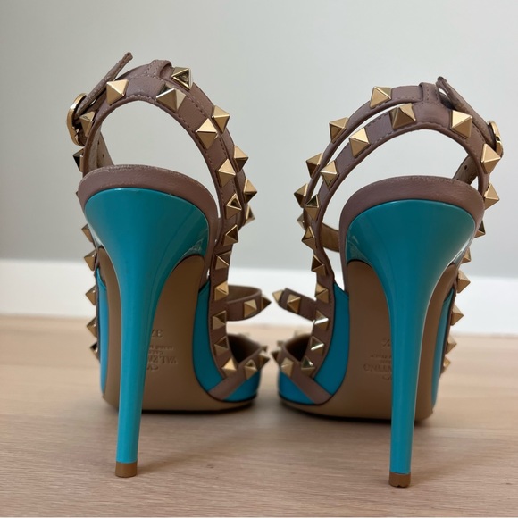 Valentino Rockstud Ankle Strap Pump - Picture 15 of 15